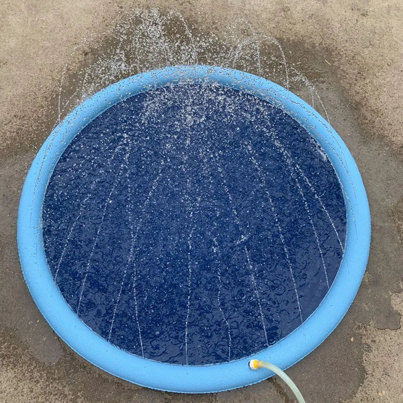 🐶 Alfombrilla Refrescante con Aspersor para Perros | Piscina Antideslizante